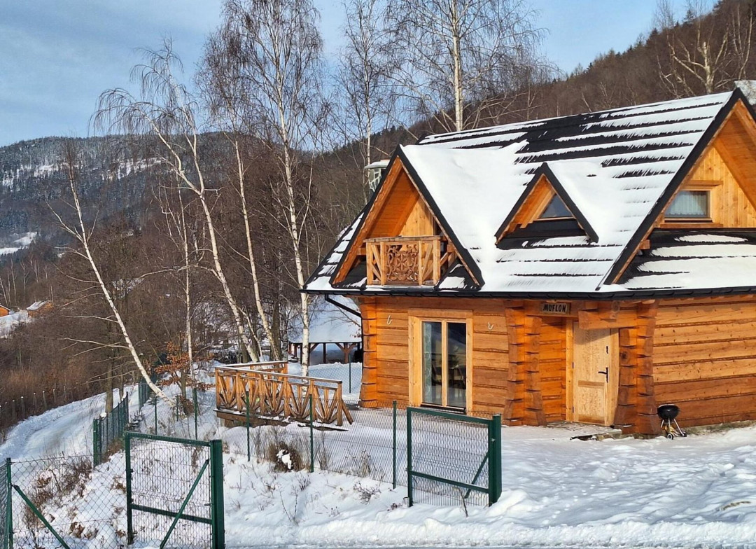 Dom z 2 sypialniami - zdjęcie 1